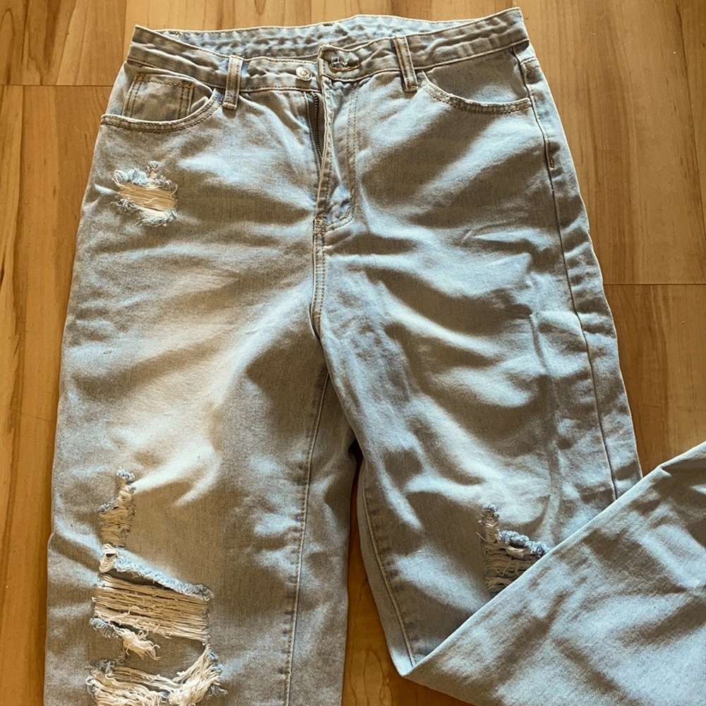 90’s baggy jeans